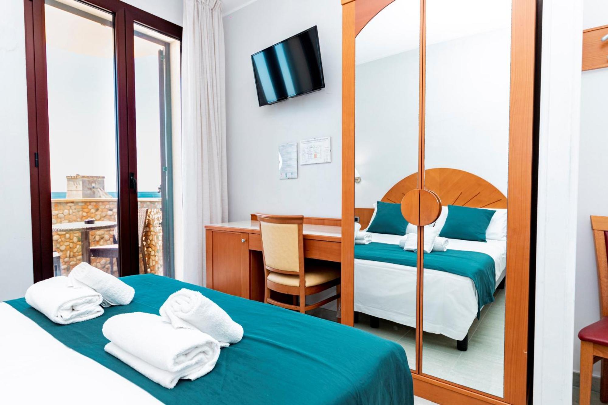 Hotel Alba Torre Lapillo Exterior photo