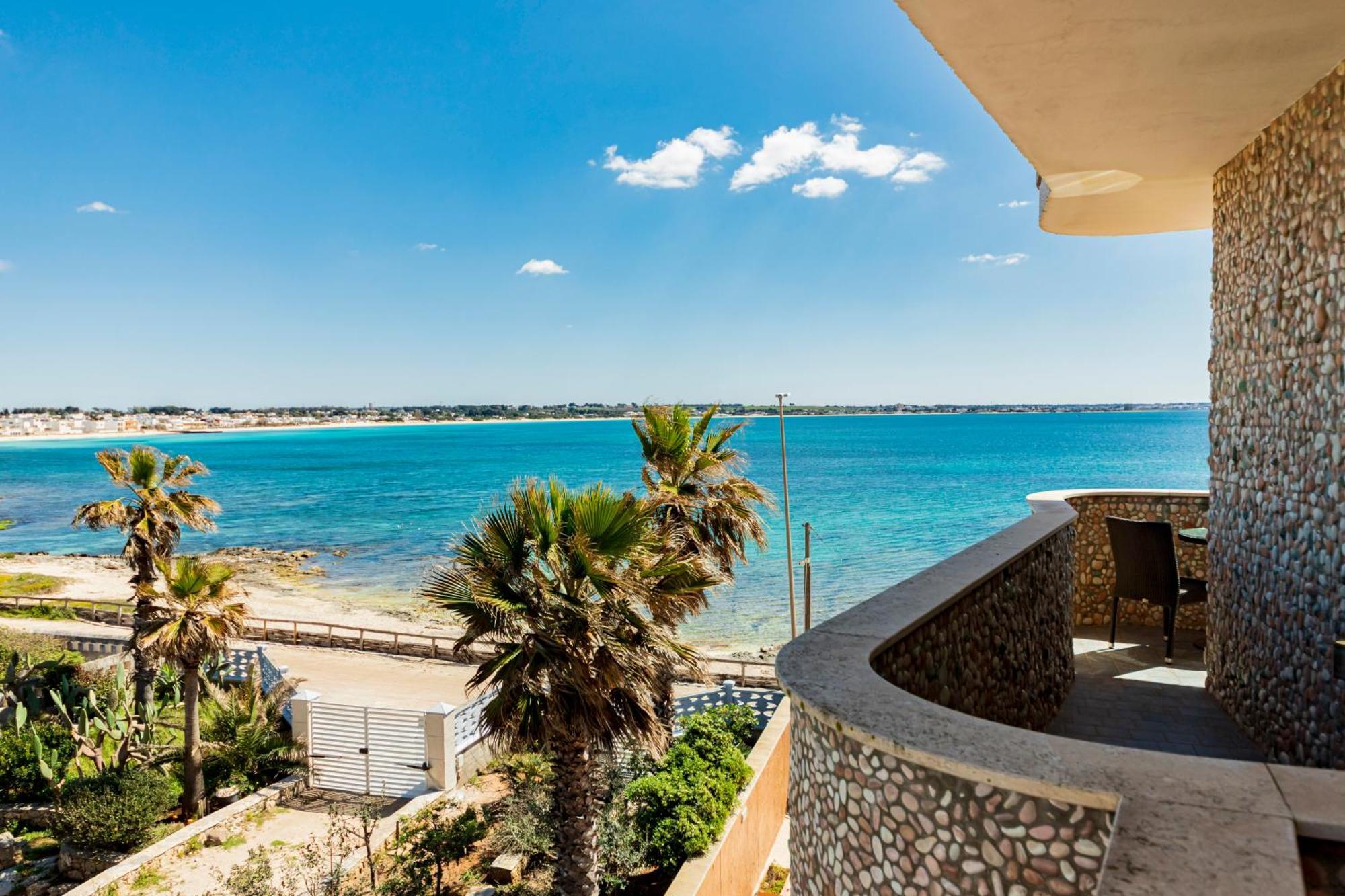 Hotel Alba Torre Lapillo Exterior photo