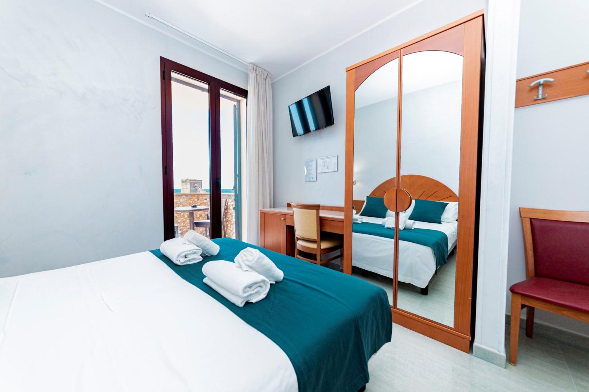 Hotel Alba Torre Lapillo Exterior photo