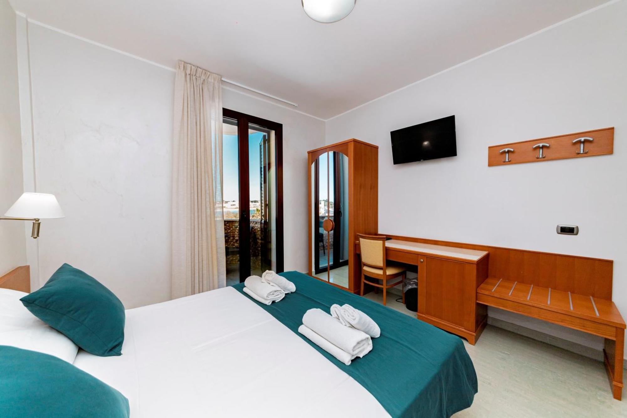 Hotel Alba Torre Lapillo Exterior photo